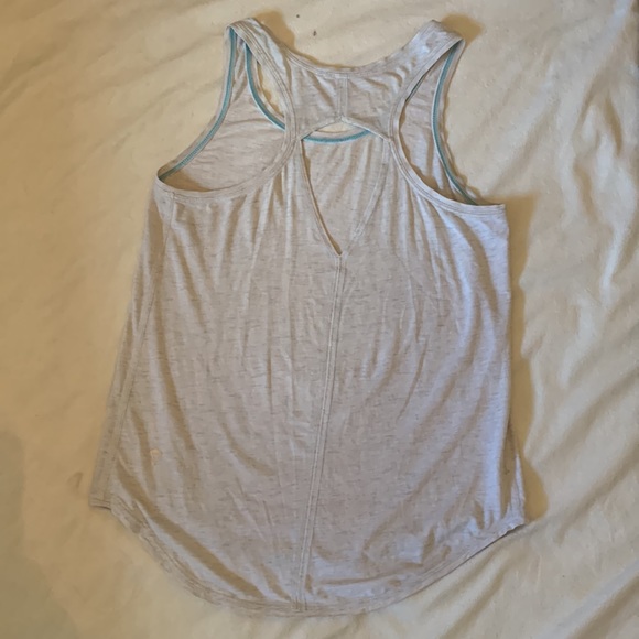 Light gray ivivva tank top - Picture 2 of 3